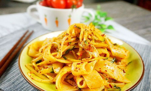 零基礎自制涼皮 2元成本做出7張，輕松在家“創業”